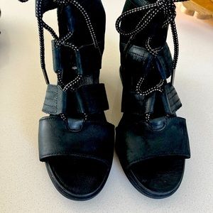 Sorel Cameron Wedge Black Size 9